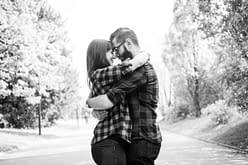 Photo de couple Photographe de couple romantique