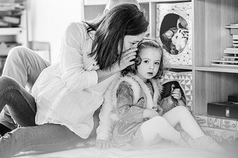 marine-brun-photo-grossesse-a-la-maison-libourne