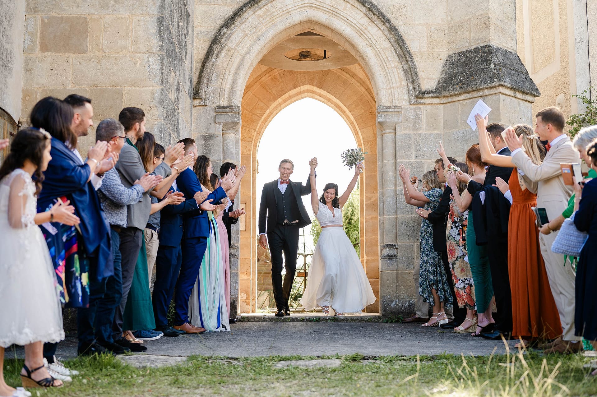 marine-brun-emotion-famille-mariage-saint-medard