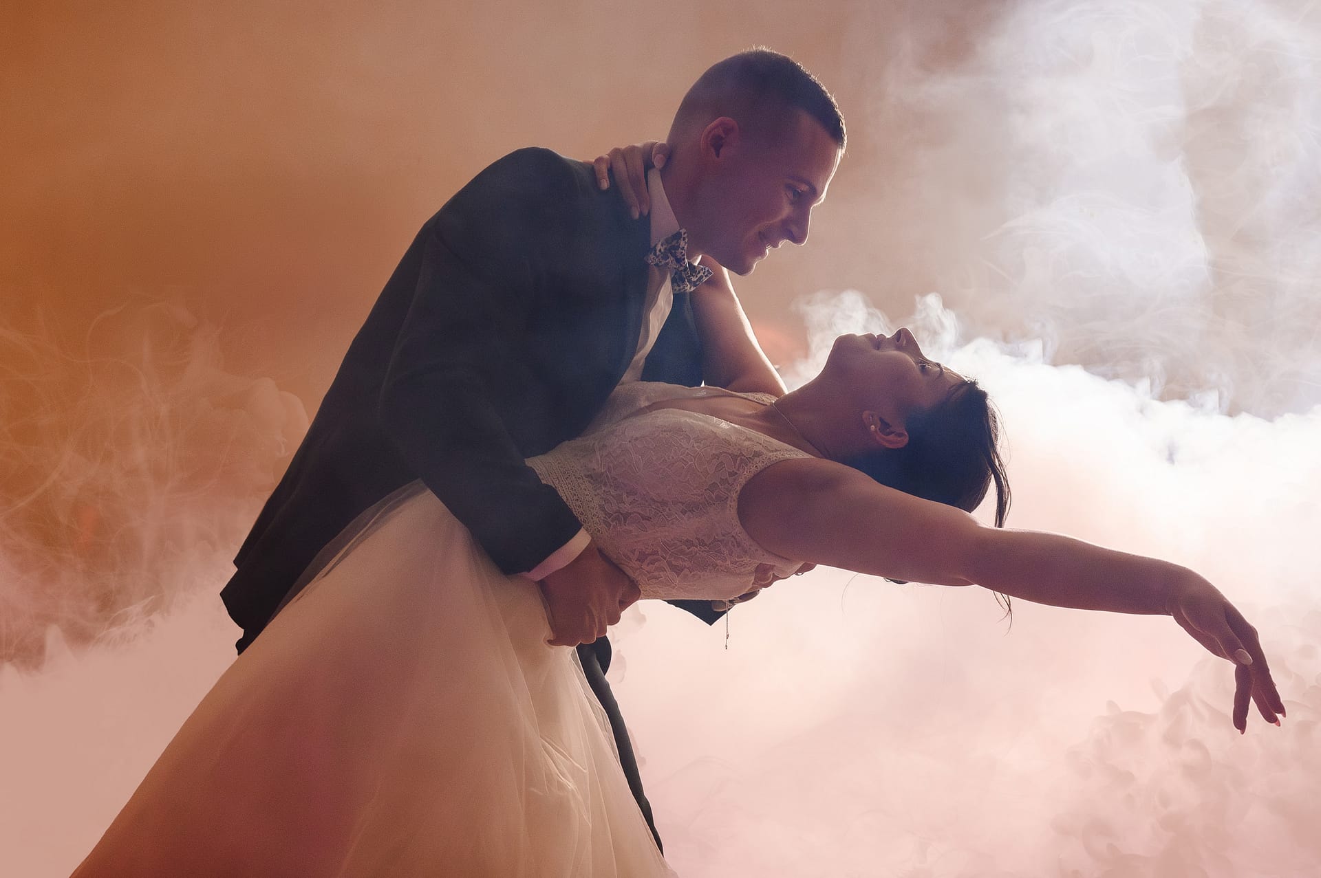 marine-brun-premiere-danse-mariage-les-peintures