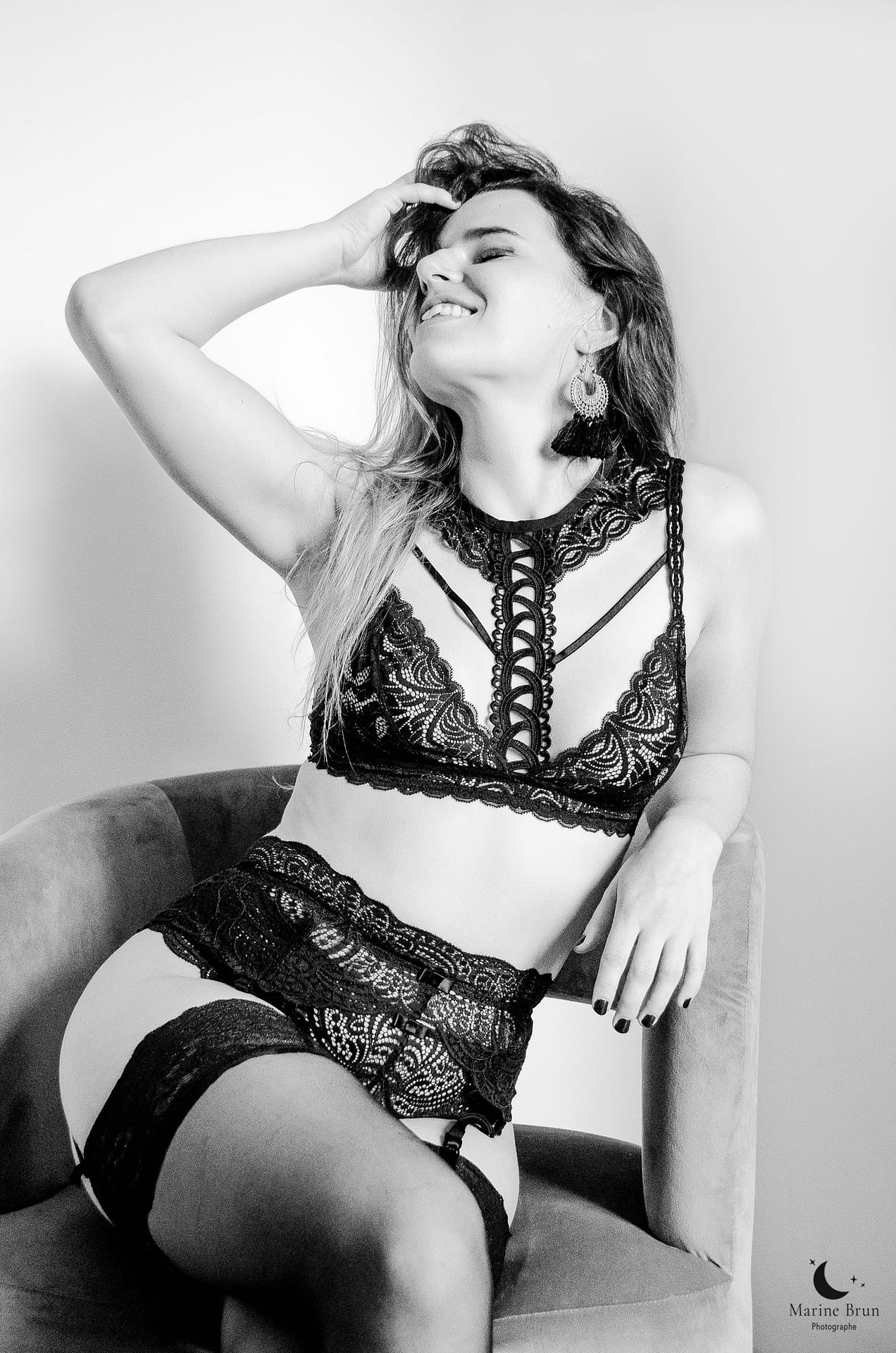 marine-brun-shooting-sous-vetements-coutras